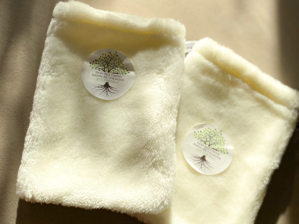 Rękawica biała Raypath a mycie okiem